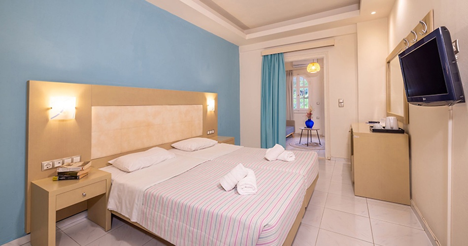 Hotel Porto Koukla Beach Resort