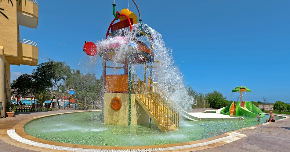 Hotel Skanes Serail & Aquapark