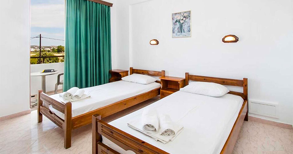 Nikos Bnb